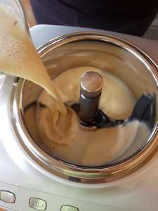 42042644-3f1a-4c58-86bb-e438876b934a